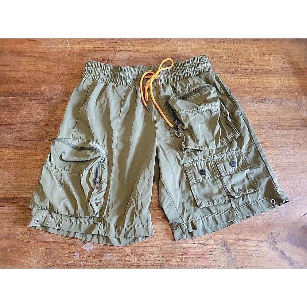 EPTM CARGO SHORTS Mens SIZE M Hiking Camping Outdoor Olive Green